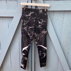 VS Pink marbled mesh insert leggings size small